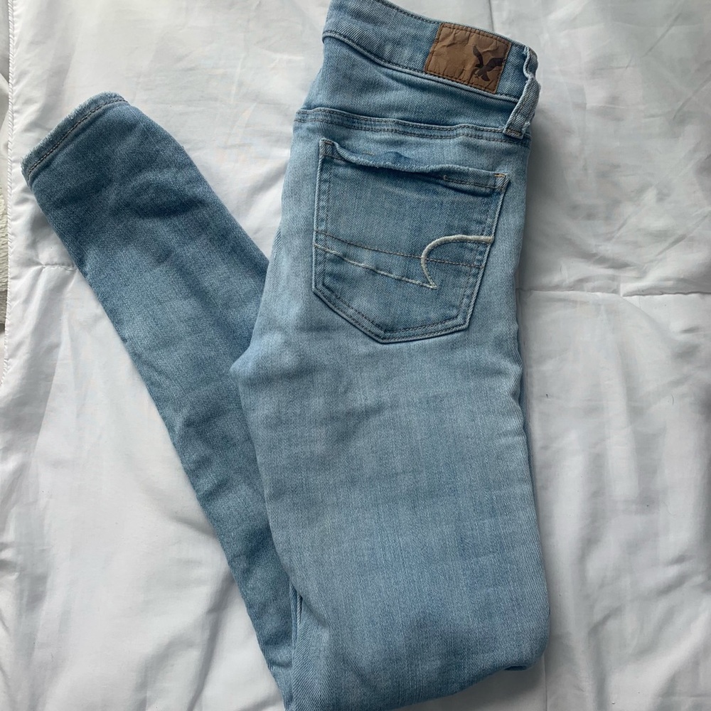 American Eagle light wash size 00 jeans